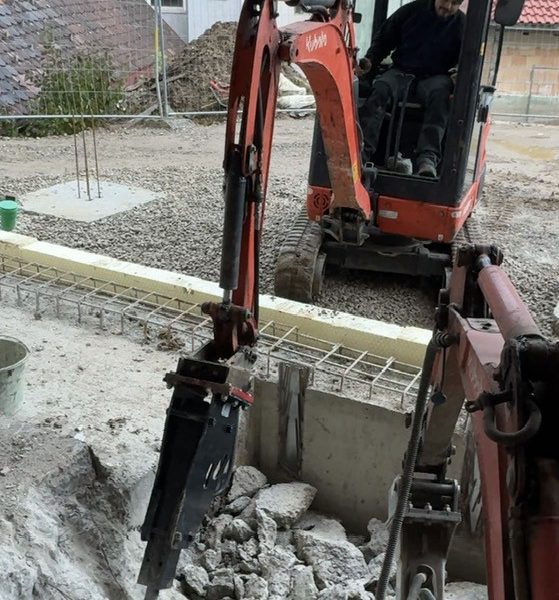 585854603_10238870476931343_8935120893353018560_n